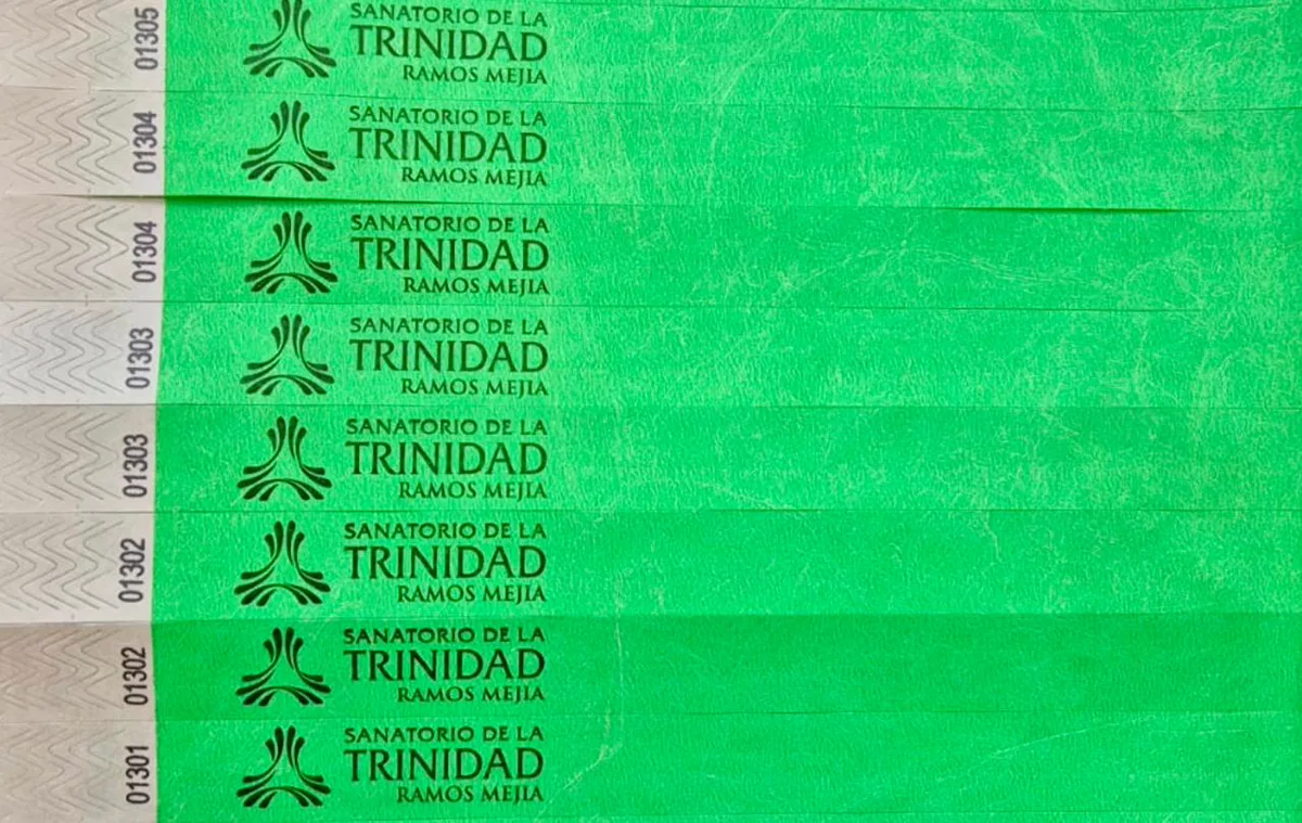 Pulseras de papel personalizadas para el Sanatorio de la Trinidad Ramos Mejía